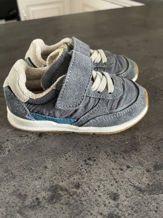 Vand adidași Zara, marimea 23