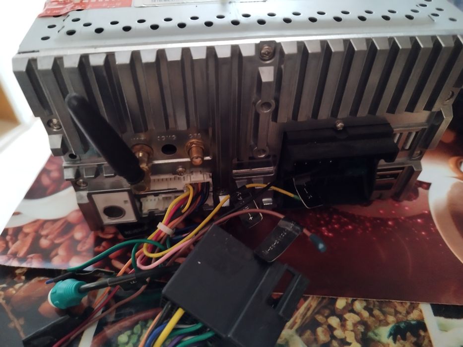 Мулти медия  за кола