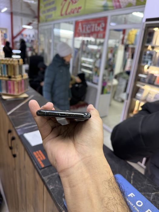 Iphone 11 Pro продается