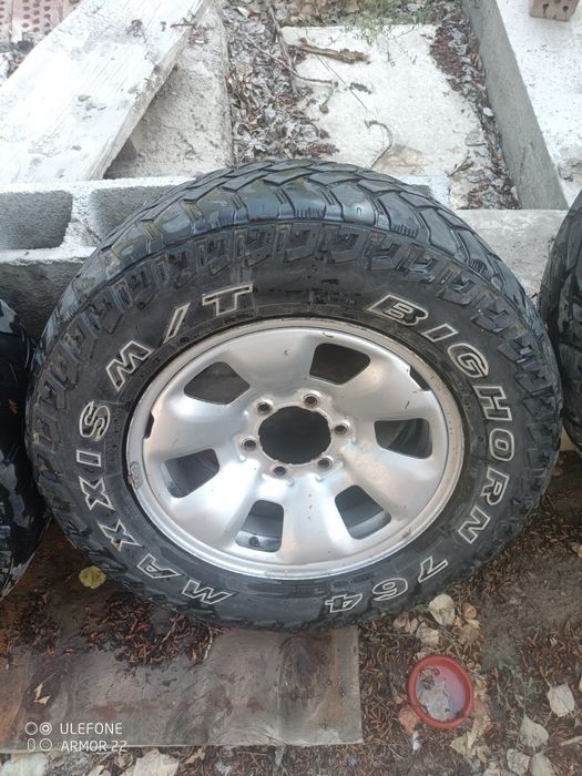 Продам комплект дисков r17