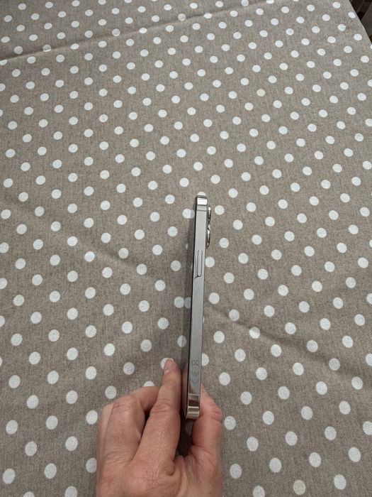 Продам IPhone 13 pro 256 гб