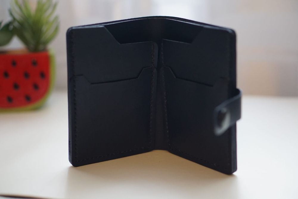 Portofel din piele naturală(1 bucată pe stoc)