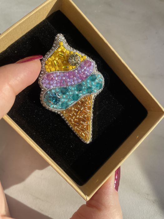 Продам броши, ручная работа