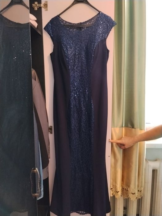 Вечерние платья.