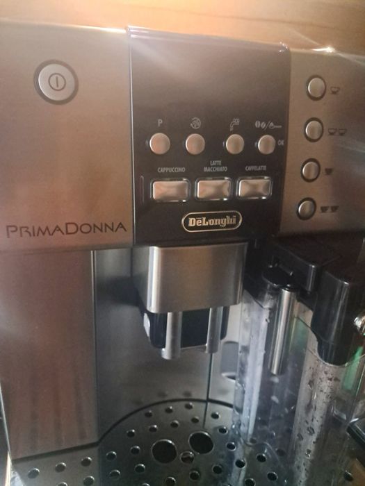 Delonghi PrimaDonna Кафемашина
