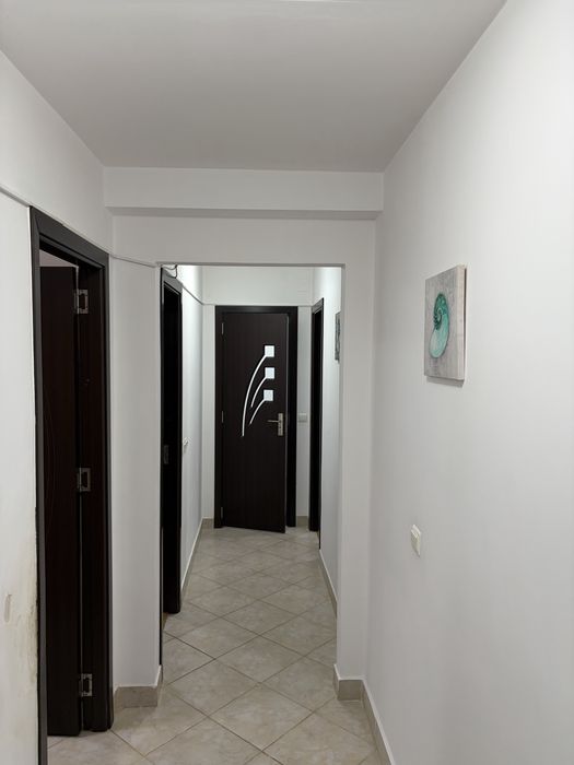 Inchiriez apartament 2 camere decomandate central