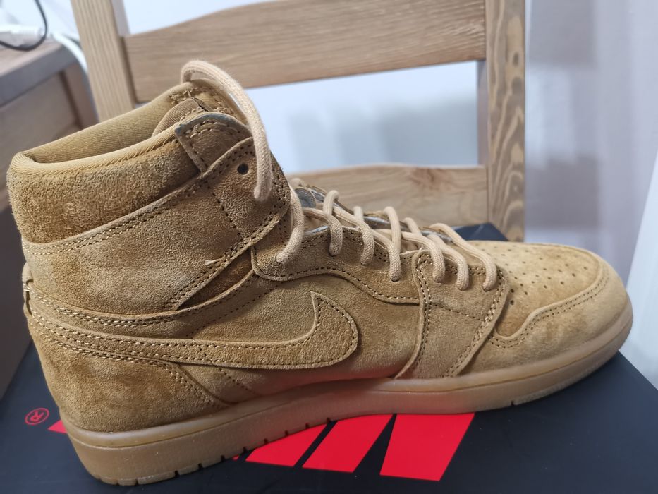 Nike Jordan Retro 1 (42.5 - 27 cm)