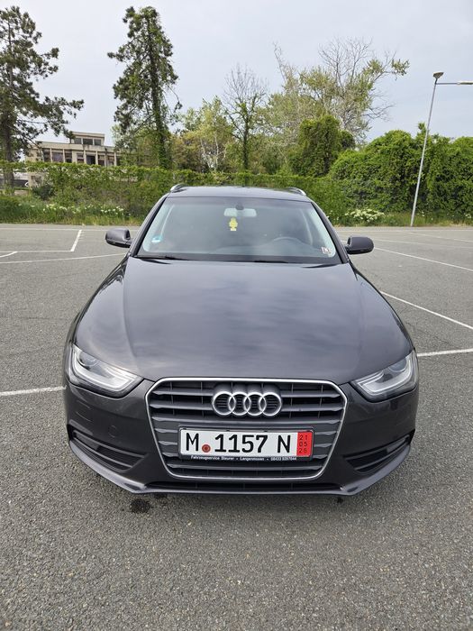 Audi A4 Avant 2012 2.0 tdi 143 CP