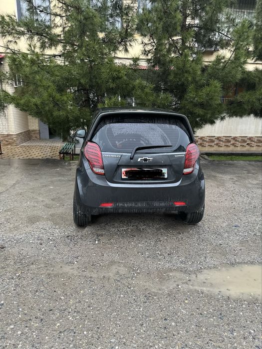 Автомобиль спарк