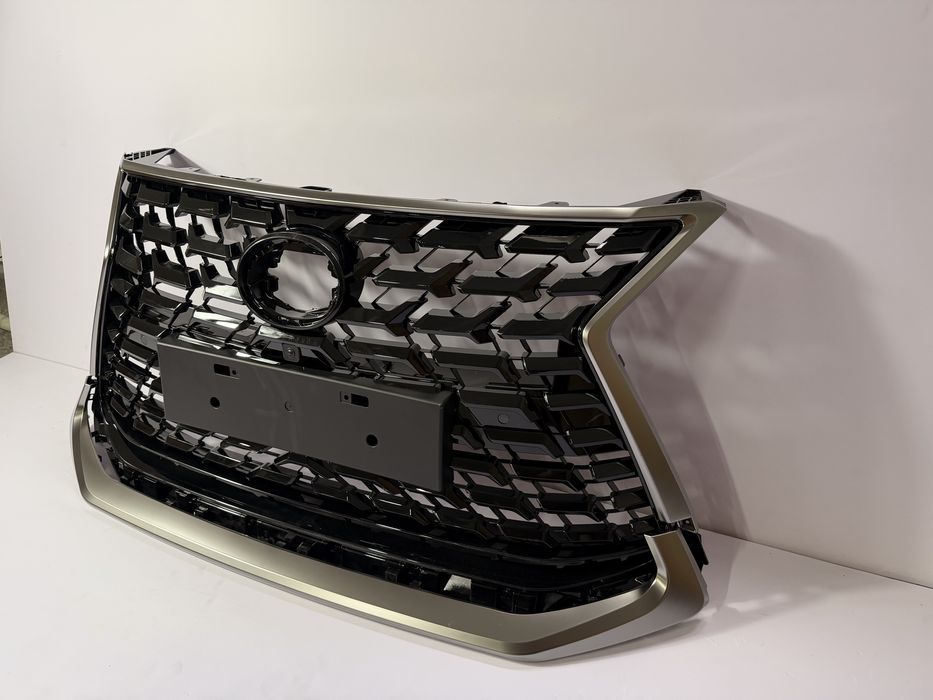решетка Heritage на lexus 570