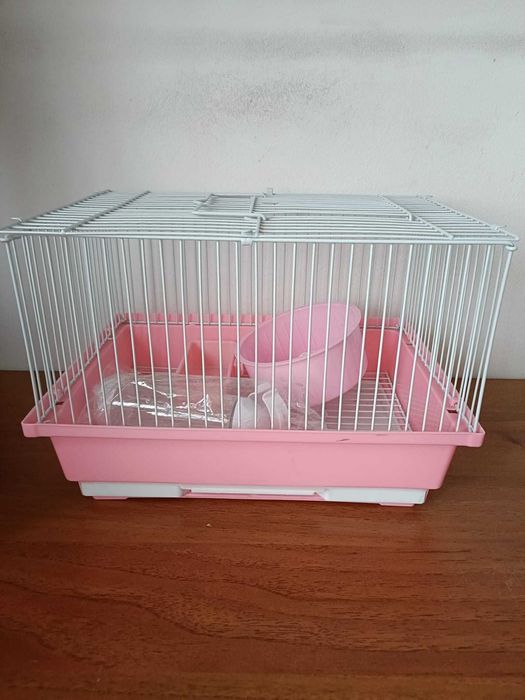 Cusca hamsteri noua cu accesorii