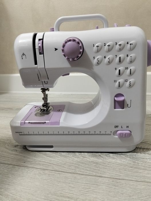 Продам швейную машинку