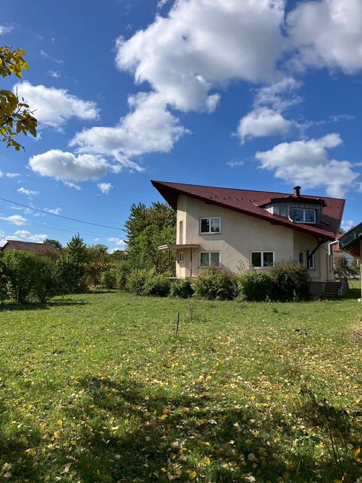 Casa spatioasa S+P+E cu teren generos de 2000mp