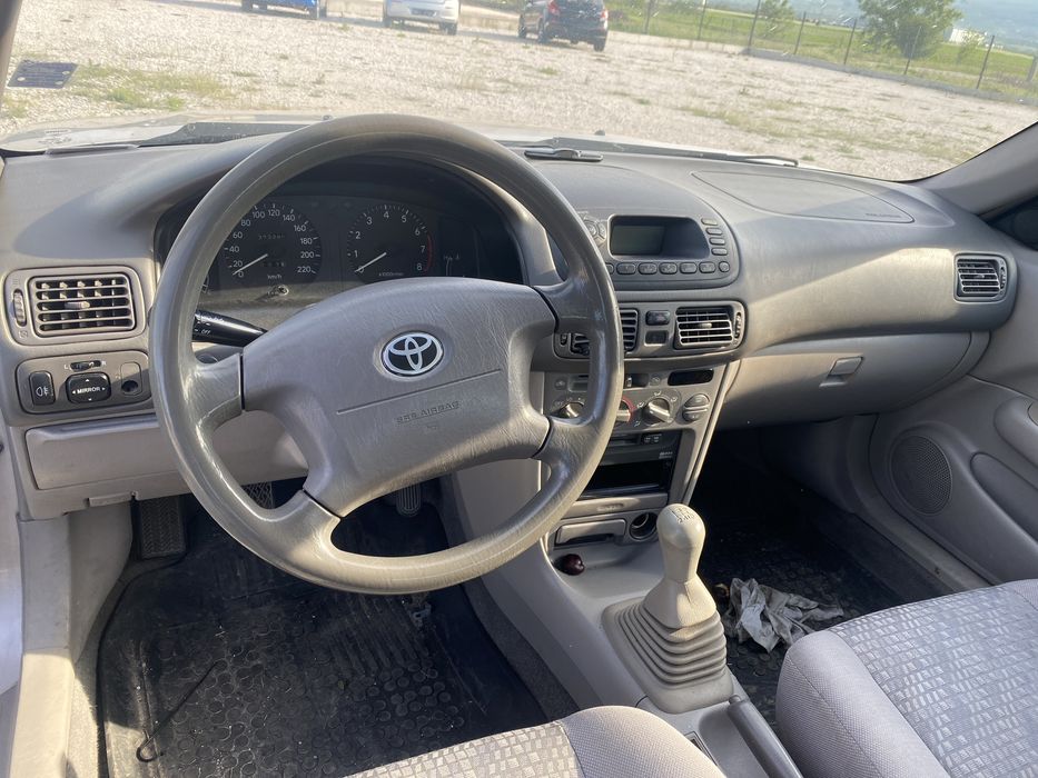 Тойота корола 1.6 бензин 110кс на части