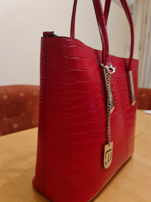 Чанта Laura Biagiotty червена