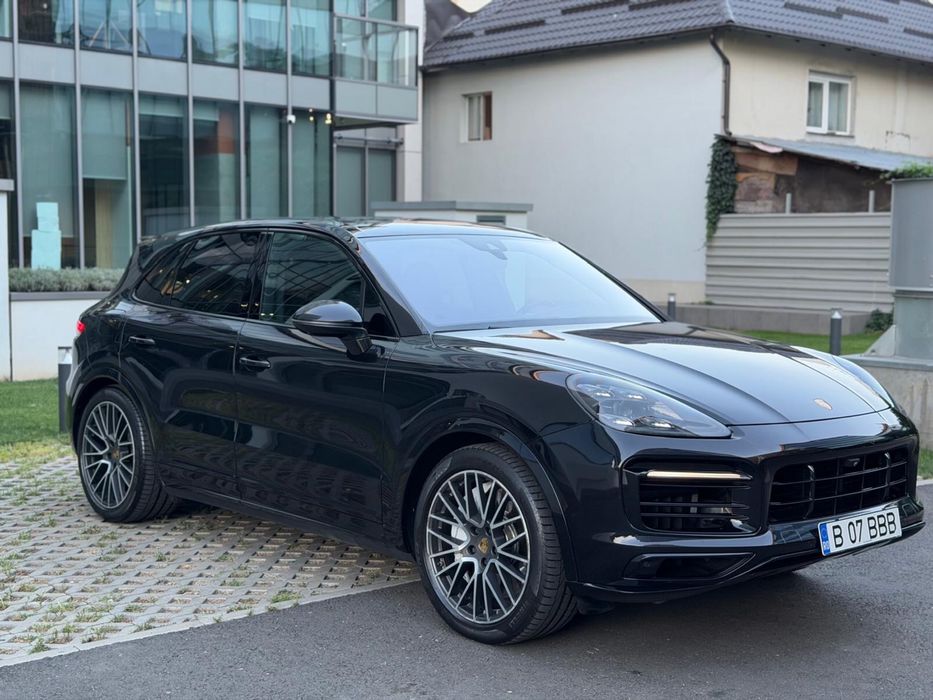 Porsche Cayenne Turbo 550 CP in garantie