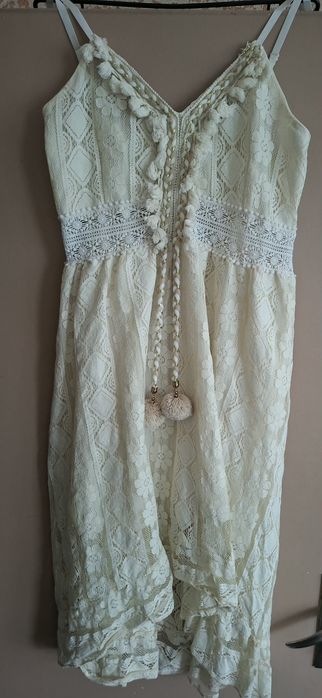 Дамска.         рокля