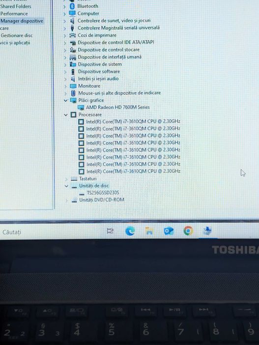 Laptop TOSHIBA Satellite L850-1C9, Intel Core i7-3610QM, Ram 8 Gb, SSD 256 Gb