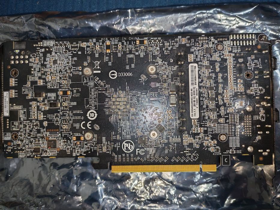 Vând placa video RX 580