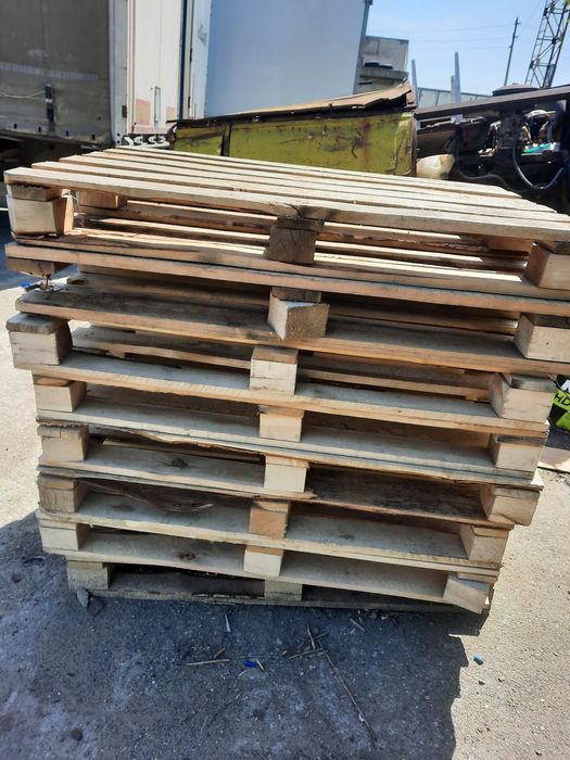 Продам поддоны самовывоз