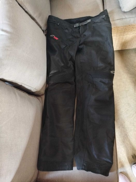 Alpinestars Stella Andes Air Drystar в черен цвят с розов надпис