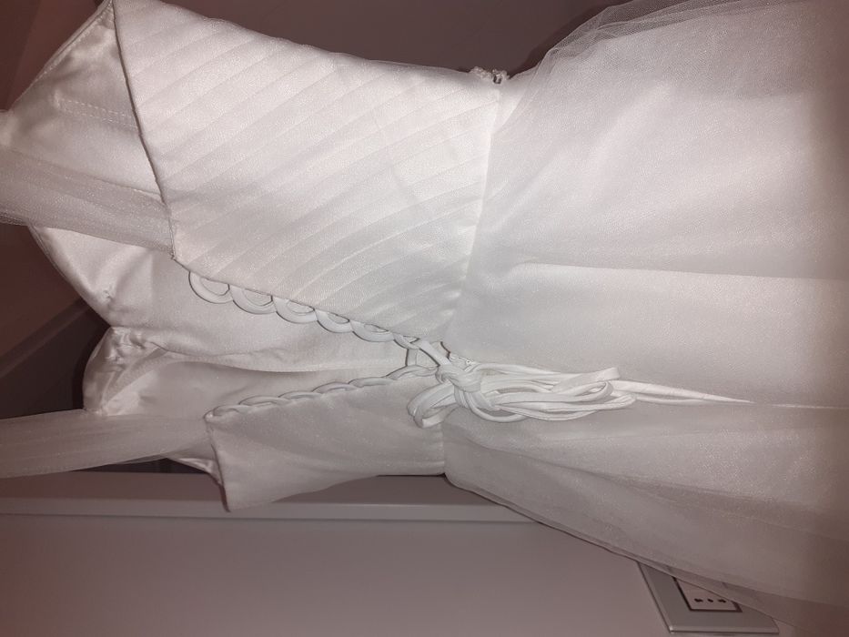 Vând Rochie mireasa impecabila