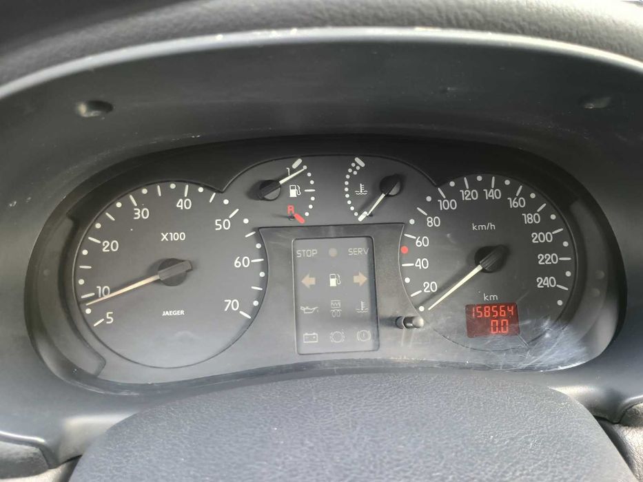 RenaRenault Clio 1.2 бензин, икономичен, обслужван, идеален за градско