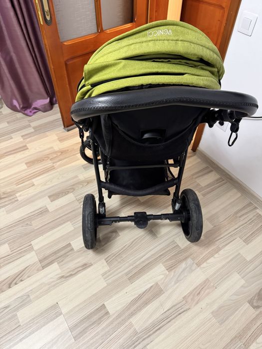 Carucior 3 in 1 Venicci verde