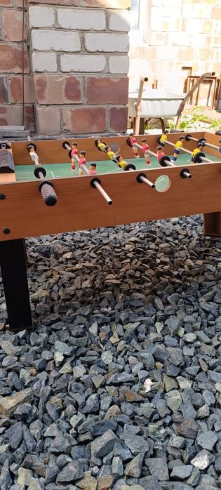 Продам футбольный стол