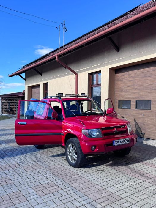 Mitsubishi pagero pinin 1.8gdi SUPER SELECT