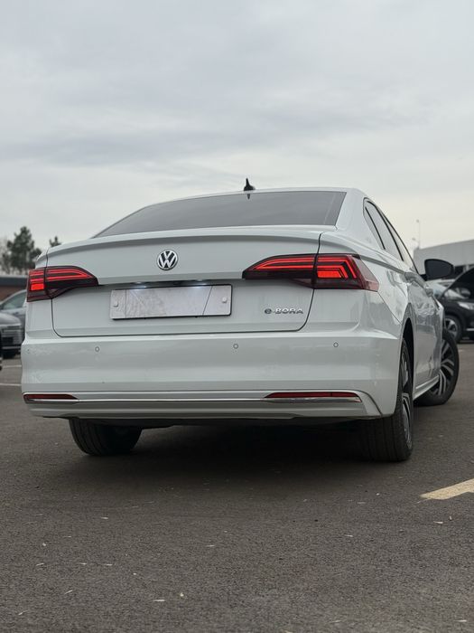 Volkswagen e bora elekrmobil