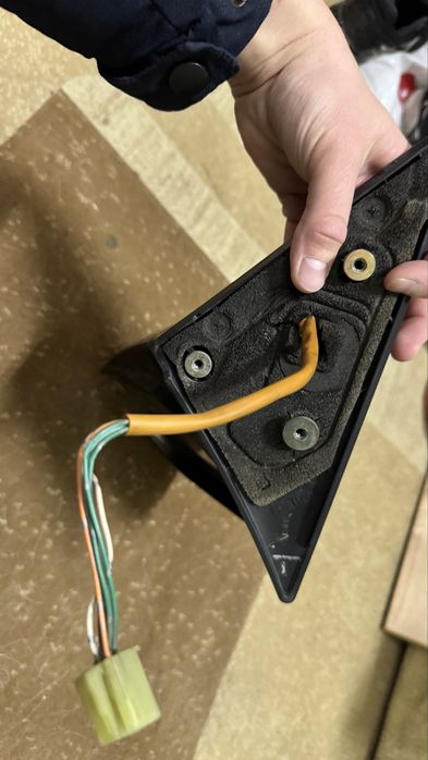 правое зеркало subaru(outback 2004г. американец)