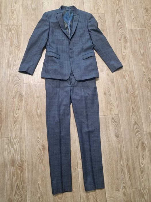 Классический мужской костюм