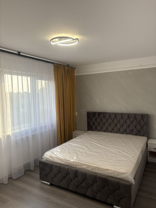 Inchiriez apartament 3 camere