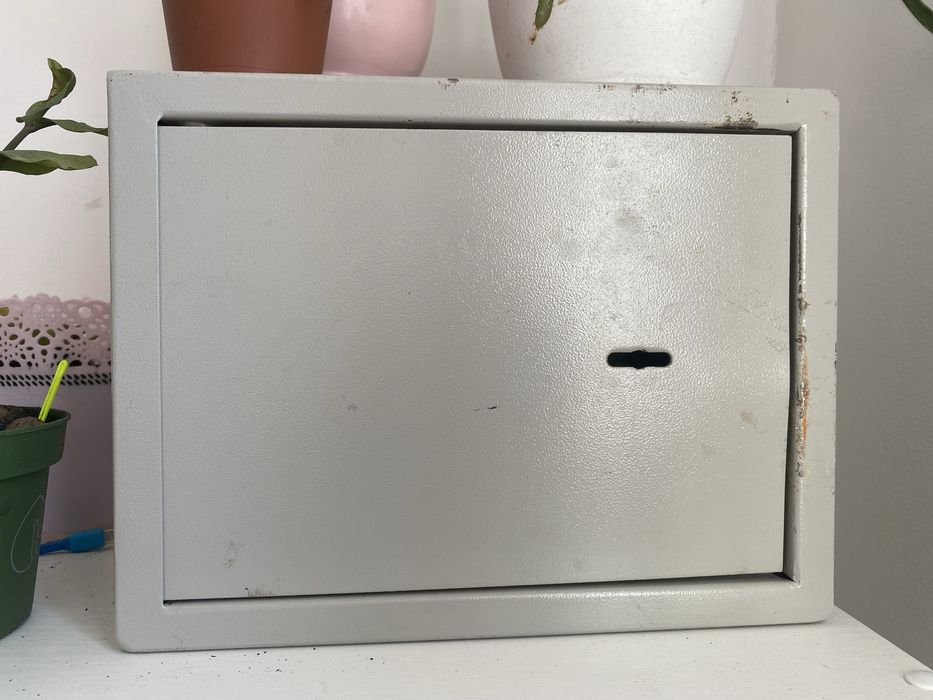 сейф сатамын кілтің ғана салып аласыз