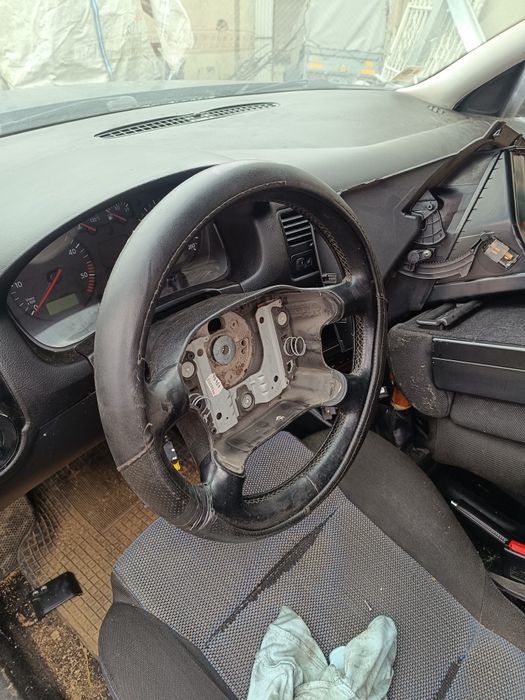 Volkswagen Bora dezmebrez 1.9  cutie 6trepte