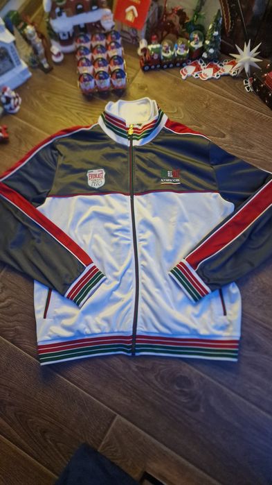 Bluză trening Everlast   nu(ih nom uh nit,armani,amiri,gucci louis vui