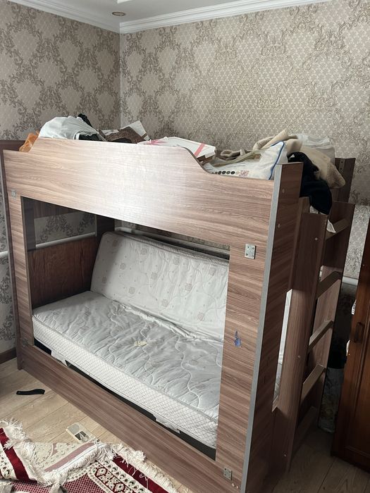 двухъярусные кроват