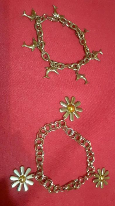 Гривни, колиета и обеци