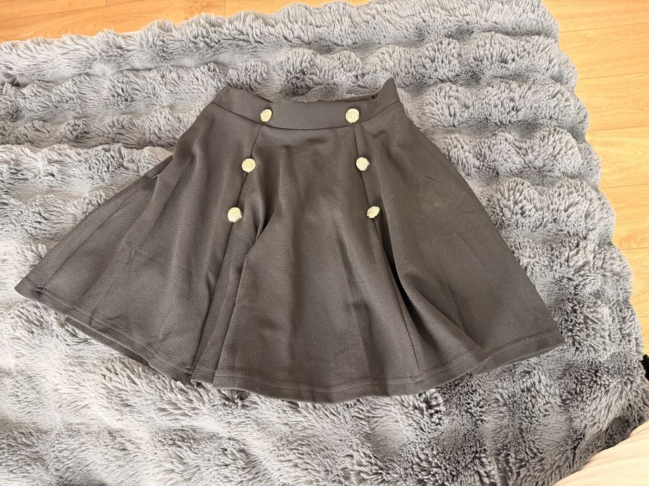 Черна къса пола размер S