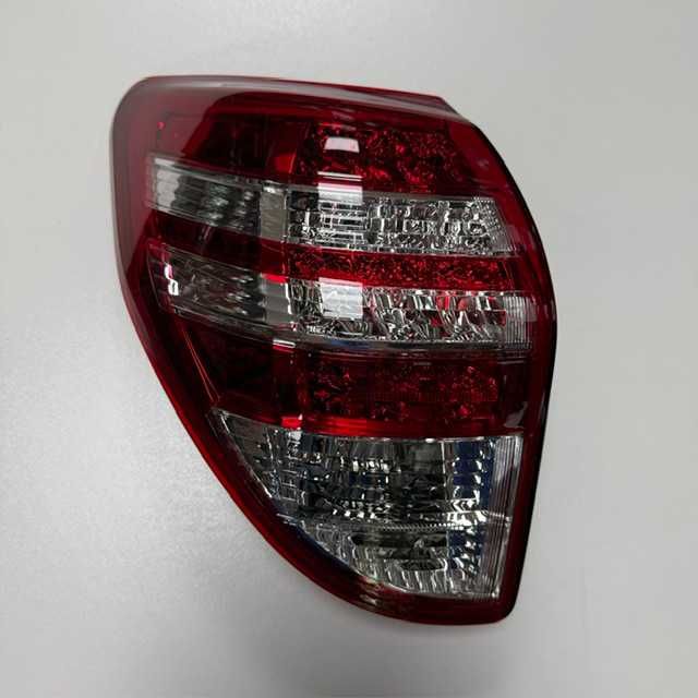 Фара, фонарь на Toyota RAV4