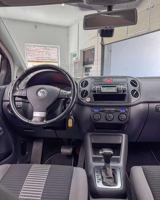 VW GOLF PLUS . 1,4 Benzina AUTOMAT . RAR+ITP . Garantie 12 luni Buy-Back Test-Drive