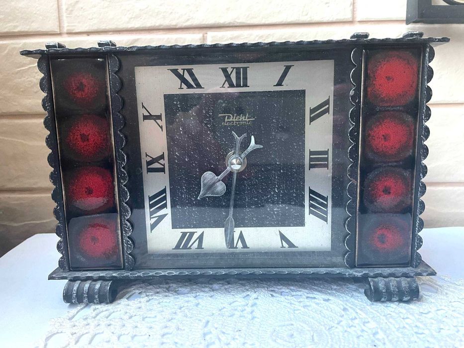 Красив часовник от ковано желязо