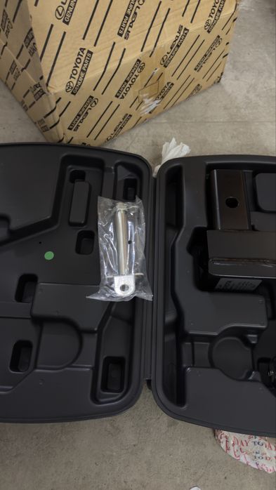 Фаркоп Toyota land crusier