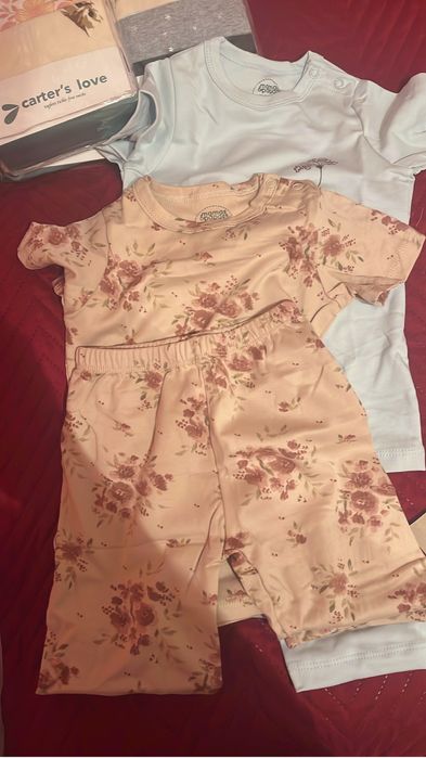 Продам carters вещи