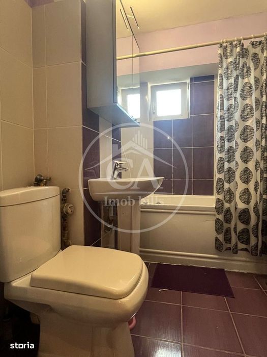 Apartament cu 3 camere de vânzare în zona Calea Clujului, Oradea