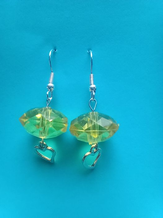 Ръчно изработени обеци