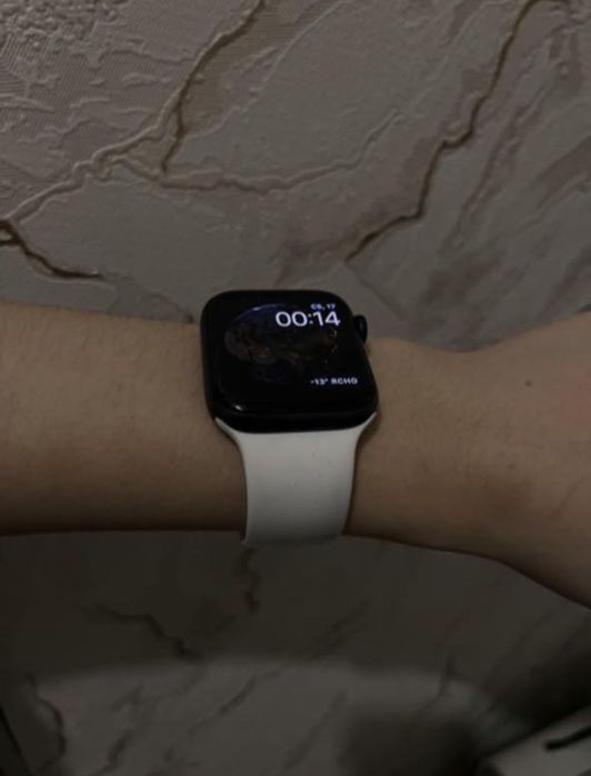 Apple Watch SE 44mm