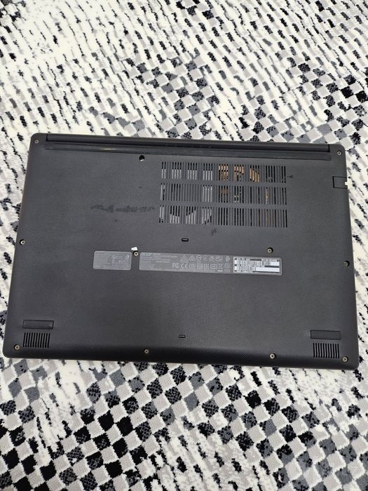 Acer Aspire 5 — i5, 8GB RAM, 128GB SSD + 1TB HDD