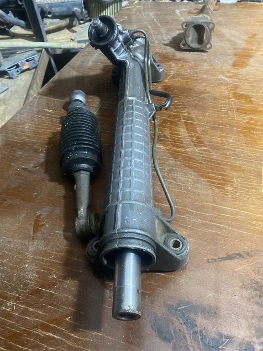 Рулевая рейка т4